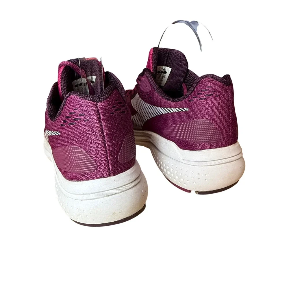 Diadora Kuruka 4 Womens Running Shoes Plum Magenta White Sneakers 101.174884‎ 8